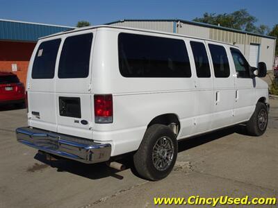 2011 Ford E-Series Van E-350 SD XLT Driver handicap van   - Photo 6 - Cincinnati, OH 45255