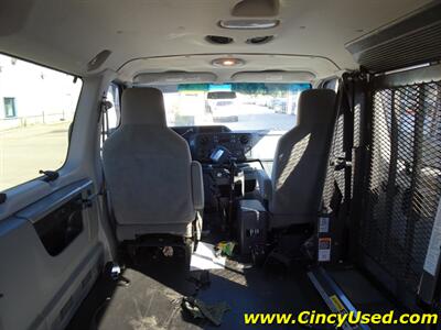 2011 Ford E-Series Van E-350 SD XLT Driver handicap van   - Photo 15 - Cincinnati, OH 45255