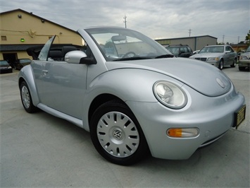 2004 Volkswagen New Beetle GL   - Photo 11 - Cincinnati, OH 45255