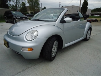 2004 Volkswagen New Beetle GL   - Photo 12 - Cincinnati, OH 45255