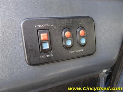 1990 Ford F-250 XL - Photo 14 - Cincinnati, OH 45255