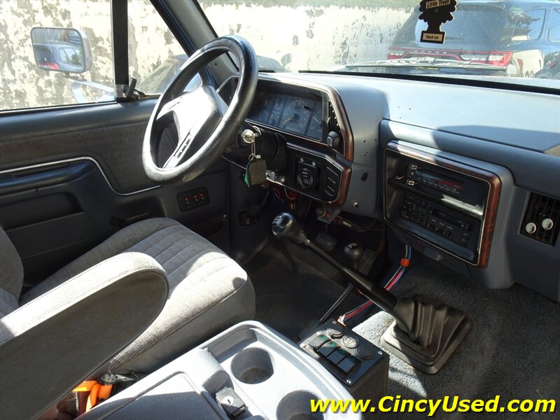 1990 Ford F-250 XL - Photo 13 - Cincinnati, OH 45255