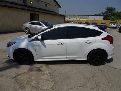 2014 Ford Focus ST  Ecoboost 2.0L Turbo I4 FWD - Photo 5 - Cincinnati, OH 45255