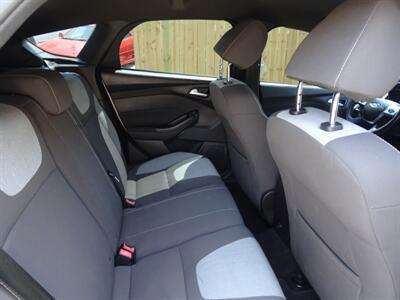 2014 Ford Focus ST  Ecoboost 2.0L Turbo I4 FWD - Photo 12 - Cincinnati, OH 45255