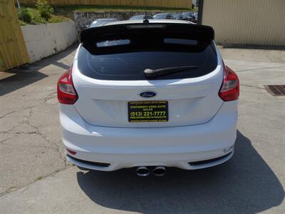 2014 Ford Focus ST  Ecoboost 2.0L Turbo I4 FWD - Photo 7 - Cincinnati, OH 45255