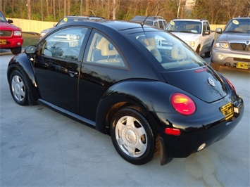 2001 Volkswagen New Beetle GLS   - Photo 4 - Cincinnati, OH 45255