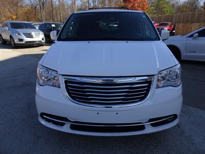 2015 Chrysler Town & Country Touring  3.6L V6 FWD - Photo 2 - Cincinnati, OH 45255