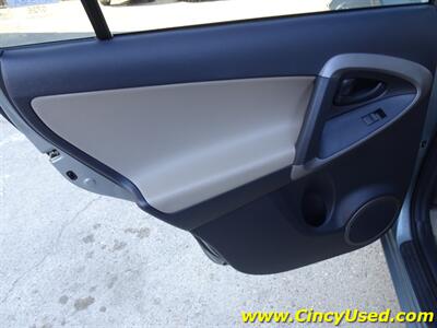 2008 Toyota RAV4 Limited   - Photo 28 - Cincinnati, OH 45255