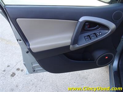 2008 Toyota RAV4 Limited   - Photo 30 - Cincinnati, OH 45255