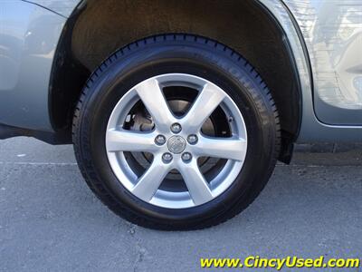 2008 Toyota RAV4 Limited   - Photo 39 - Cincinnati, OH 45255