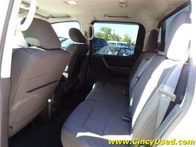 2014 Nissan Titan SV   - Photo 14 - Cincinnati, OH 45255