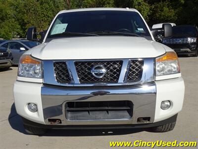 2014 Nissan Titan SV   - Photo 2 - Cincinnati, OH 45255