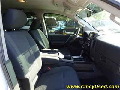 2014 Nissan Titan SV   - Photo 18 - Cincinnati, OH 45255