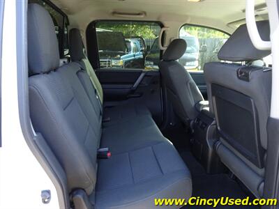 2014 Nissan Titan SV   - Photo 16 - Cincinnati, OH 45255