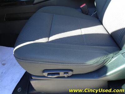 2014 Nissan Titan SV   - Photo 29 - Cincinnati, OH 45255