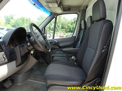 2007 Dodge Sprinter 3500 Bluetec 3.0L V6 RWD   - Photo 11 - Cincinnati, OH 45255