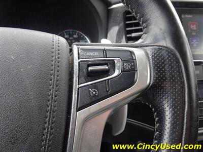 2018 Mitsubishi Outlander PHEV SEL   - Photo 19 - Cincinnati, OH 45255