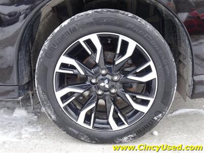 2018 Mitsubishi Outlander PHEV SEL   - Photo 26 - Cincinnati, OH 45255