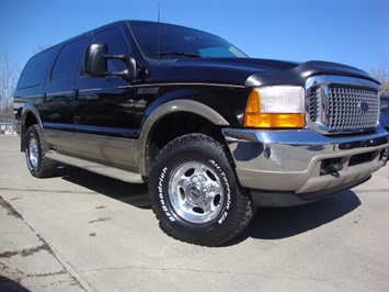 2000 Ford Excursion Limited   - Photo 11 - Cincinnati, OH 45255