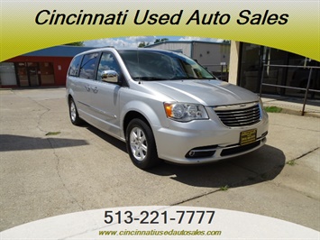 2012 Chrysler Town and Country Touring-L   - Photo 1 - Cincinnati, OH 45255