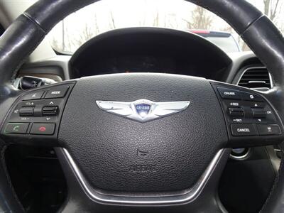 2015 Hyundai Genesis 3.8L  V6 AWD - Photo 37 - Cincinnati, OH 45255