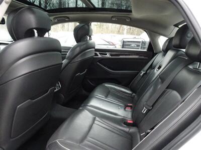 2015 Hyundai Genesis 3.8L  V6 AWD - Photo 27 - Cincinnati, OH 45255