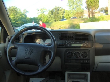 1999 Volkswagen Jetta Wolfsburg   - Photo 8 - Cincinnati, OH 45255