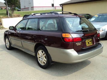 2000 Subaru Outback Limited   - Photo 4 - Cincinnati, OH 45255