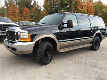 2001 Ford Excursion Limited   - Photo 11 - Cincinnati, OH 45255