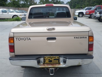 1999 Toyota Tacoma   - Photo 5 - Cincinnati, OH 45255