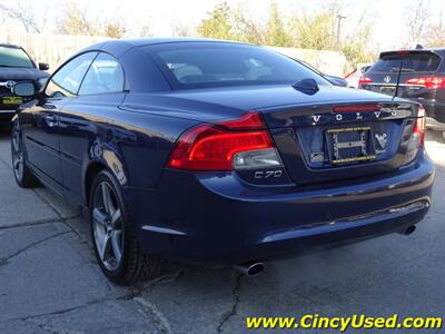 2012 Volvo C70 T5   - Photo 9 - Cincinnati, OH 45255