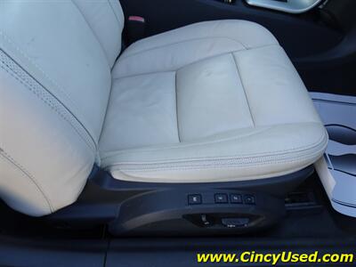 2012 Volvo C70 T5   - Photo 21 - Cincinnati, OH 45255