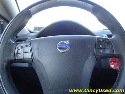 2012 Volvo C70 T5   - Photo 17 - Cincinnati, OH 45255