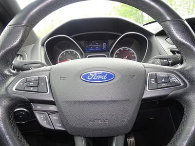 2018 Ford Focus ST  Ecoboost 2.0L Turbo I4 FWD - Photo 19 - Cincinnati, OH 45255