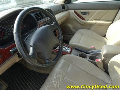 2004 Subaru Outback Limited   - Photo 12 - Cincinnati, OH 45255