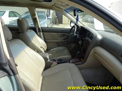 2004 Subaru Outback Limited   - Photo 16 - Cincinnati, OH 45255