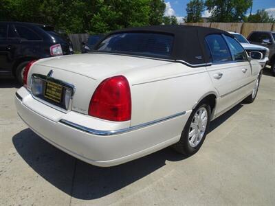 2007 Lincoln Town Car Signature Limited   - Photo 24 - Cincinnati, OH 45255