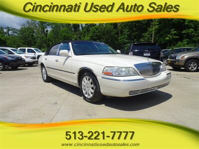 2007 Lincoln Town Car Signature Limited   - Photo 1 - Cincinnati, OH 45255