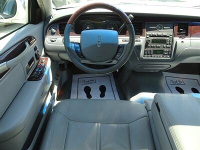 2007 Lincoln Town Car Signature Limited   - Photo 23 - Cincinnati, OH 45255