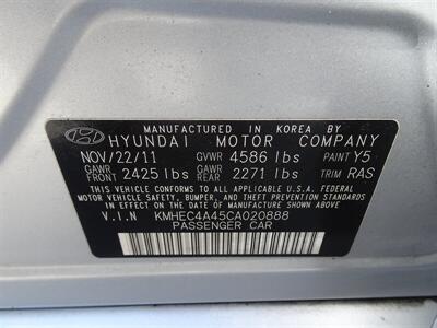 2012 Hyundai Sonata Hybrid   - Photo 30 - Cincinnati, OH 45255