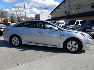 2012 Hyundai Sonata Hybrid   - Photo 3 - Cincinnati, OH 45255