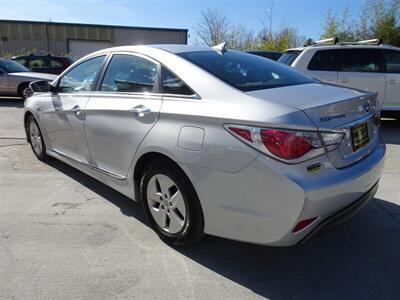 2012 Hyundai Sonata Hybrid   - Photo 4 - Cincinnati, OH 45255