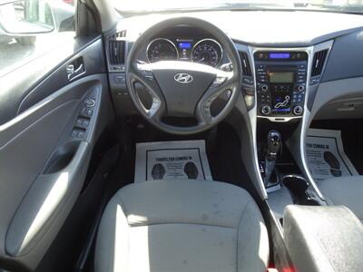 2012 Hyundai Sonata Hybrid   - Photo 12 - Cincinnati, OH 45255