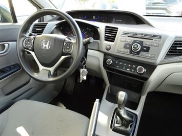 2012 Honda Civic LX   - Photo 9 - Cincinnati, OH 45255