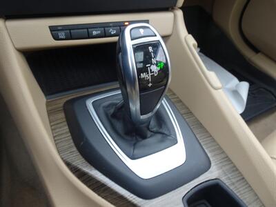 2014 BMW X1 xDrive28i  2.0L I4 Turbo AWD - Photo 10 - Cincinnati, OH 45255