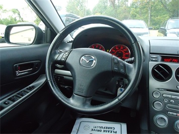 2005 Mazda Mazda6 S   - Photo 18 - Cincinnati, OH 45255