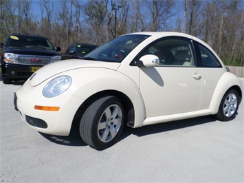 2007 Volkswagen New Beetle 2.5 PZEV   - Photo 11 - Cincinnati, OH 45255