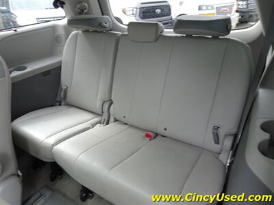 2013 Toyota Sienna Limited 7-Passenger   - Photo 18 - Cincinnati, OH 45255