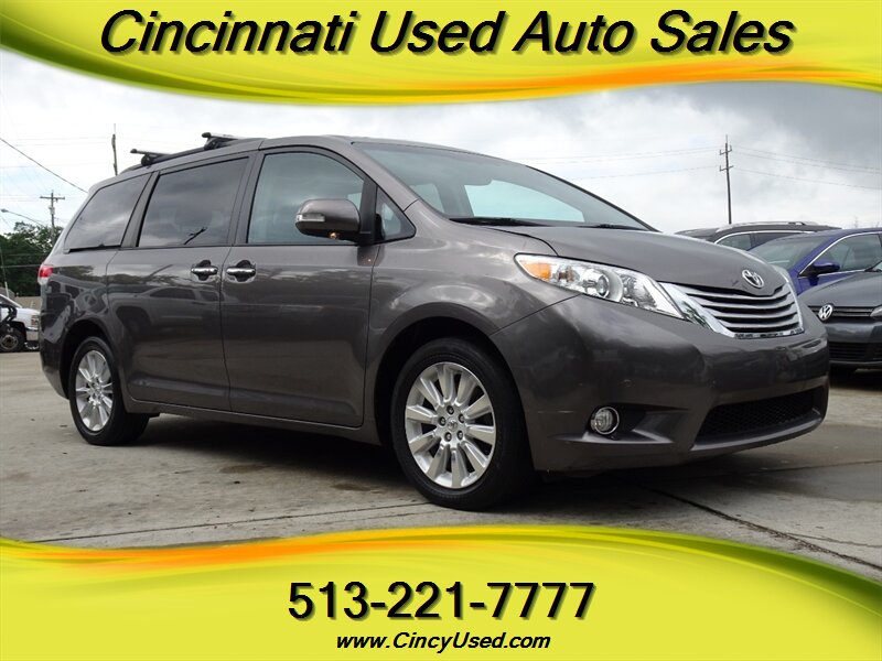 2013 Toyota Sienna Limited 7-Passenger   - Photo 1 - Cincinnati, OH 45255