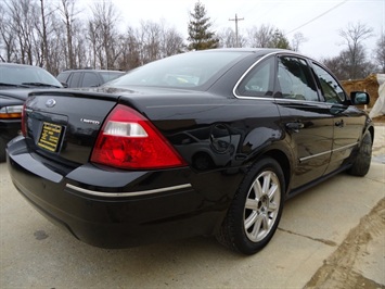 2006 Ford Five Hundred Limited   - Photo 13 - Cincinnati, OH 45255
